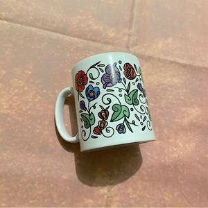 Hannah Pixie Snow Floral Mug